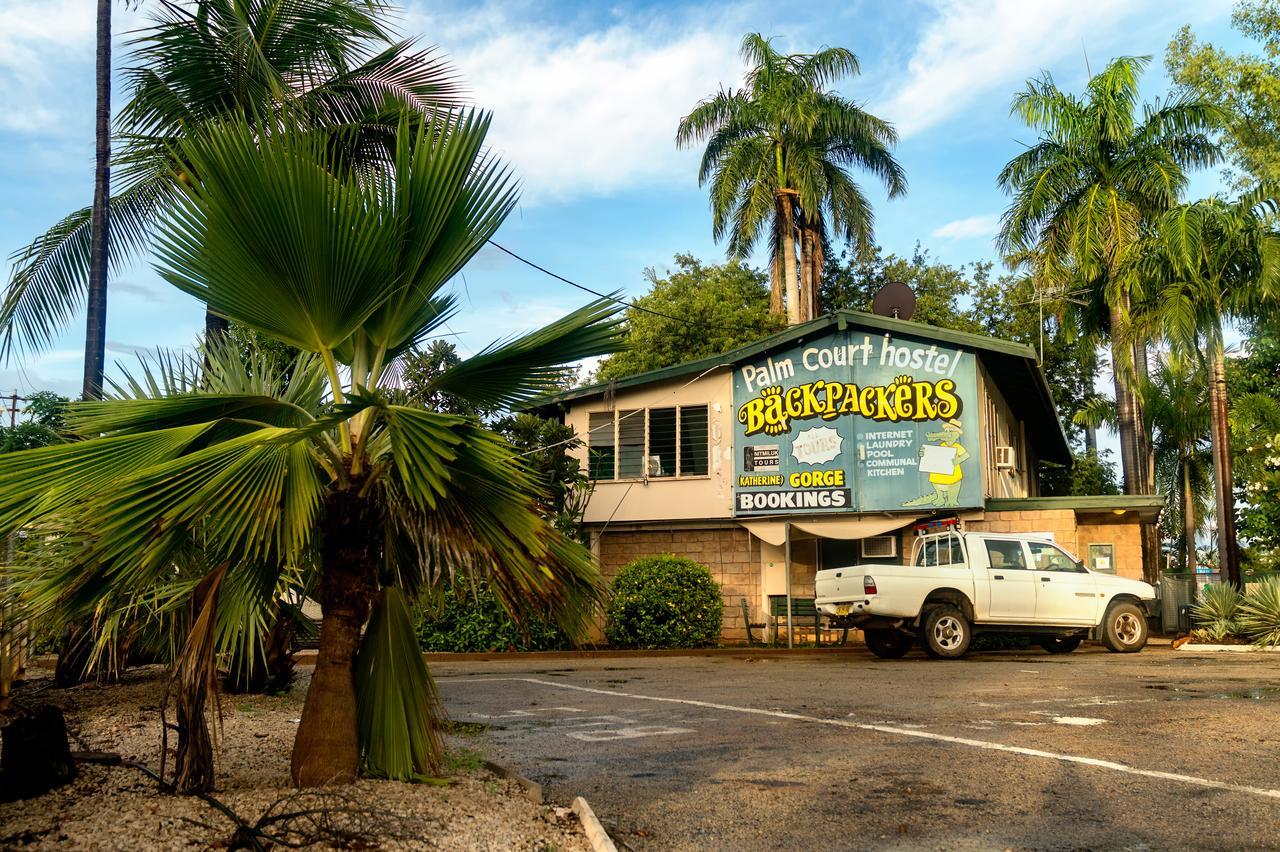 Hostel Palm Court Backpackers Katherine Exterior foto